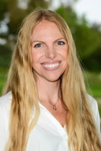 Erin, RDH, BSDH Registered Dental Hygienist